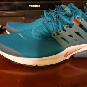 nike presto dolphins